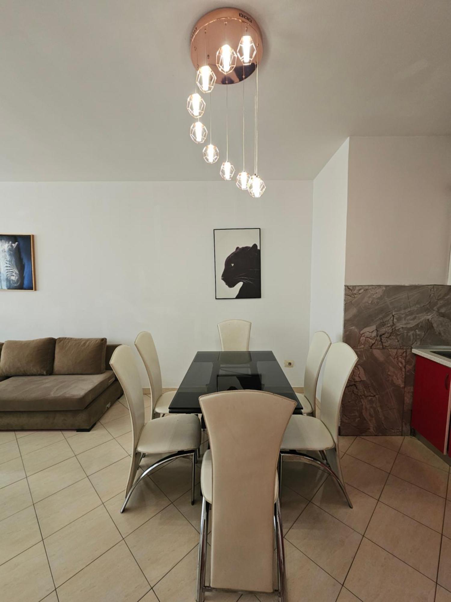 Aura Skanderbeg Square Apartments Tirana Buitenkant foto